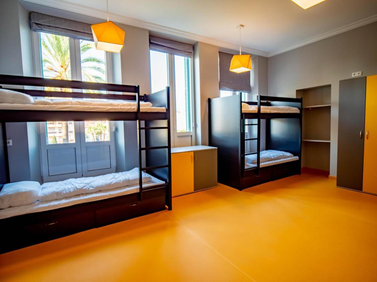 Banana'S Camp Hostel Κάννες Εξωτερικό φωτογραφία