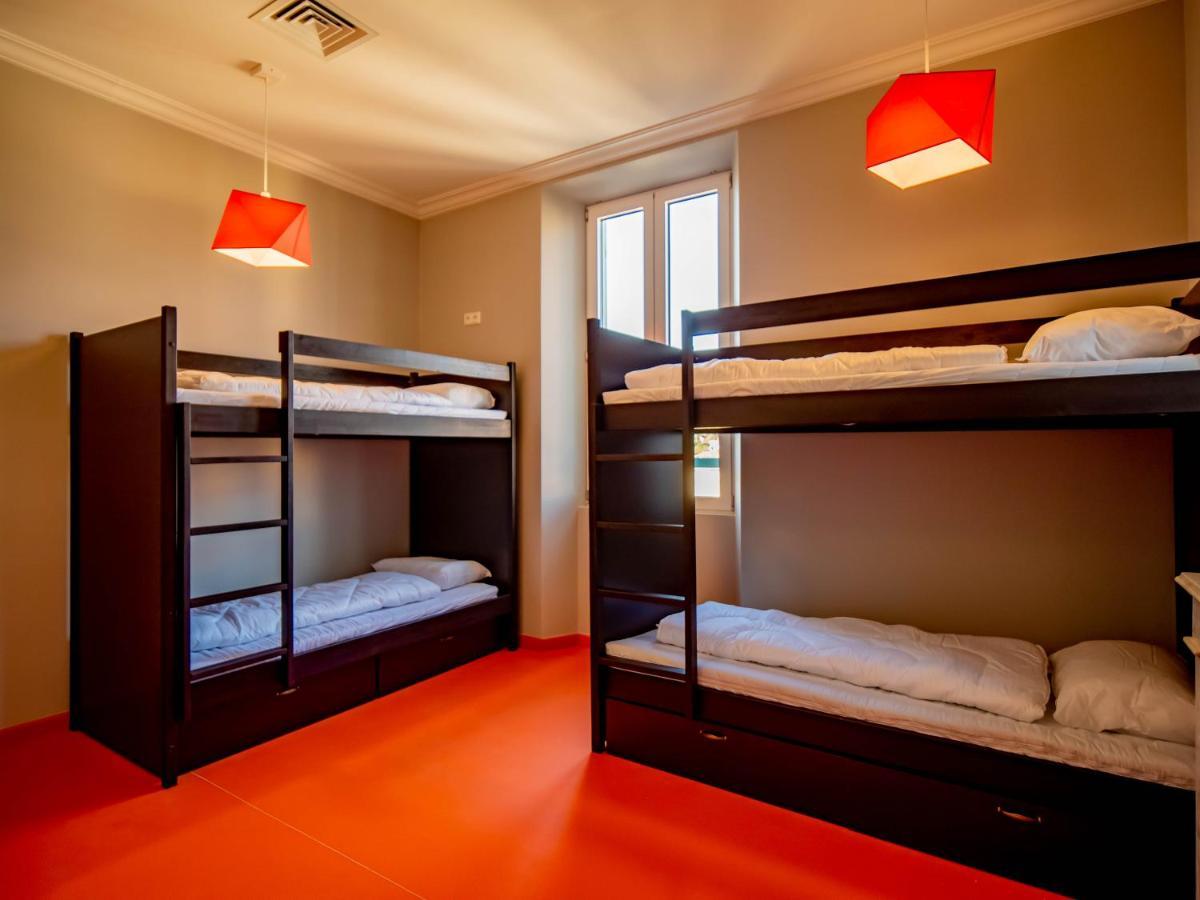 Banana'S Camp Hostel Κάννες Εξωτερικό φωτογραφία