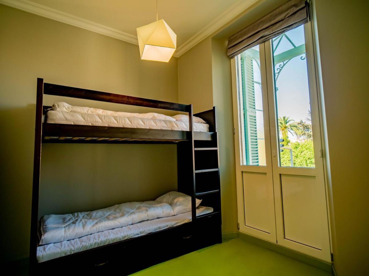Banana'S Camp Hostel Κάννες Εξωτερικό φωτογραφία